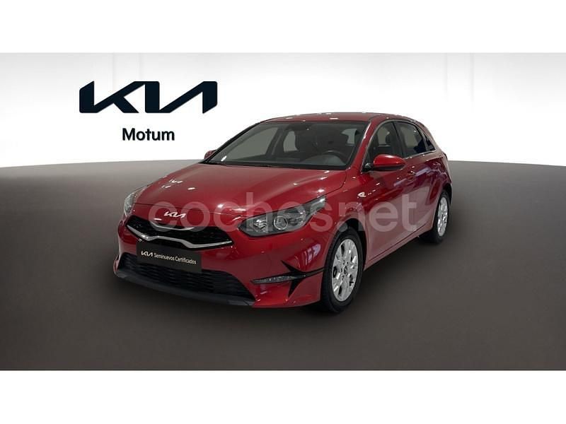Rojo Usado 2024 Kia Ceed Utilitario | 18.960 € (Precio justo) - Imagen 1/4