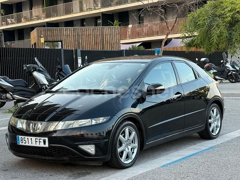Negro Usado 2007 Honda Civic Executive Berlina | 5900 € (Precio justo) - Imagen 1/4