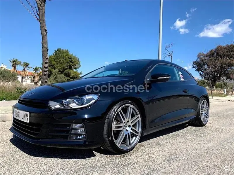 Usado VW Scirocco R-line 125 CV (91 kW) 2016 Negro Coupe