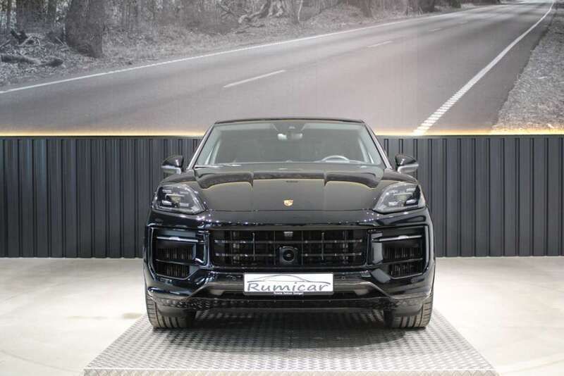 Negro Usado 2025 Porsche Cayenne SUV | 152.900 € - Imagen 1/4