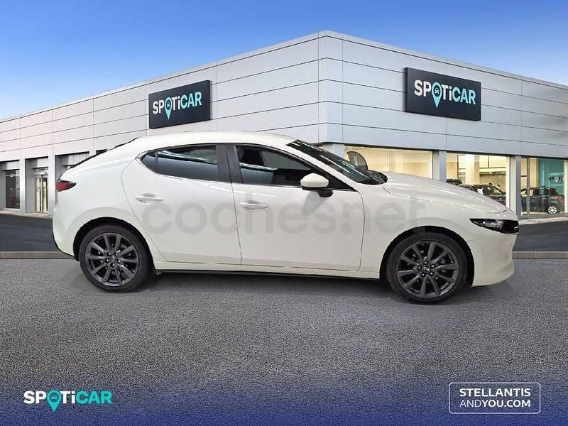 Usado Mazda 3 Center-Line 140 CV (102 kW) 2025 Blanco Berlina