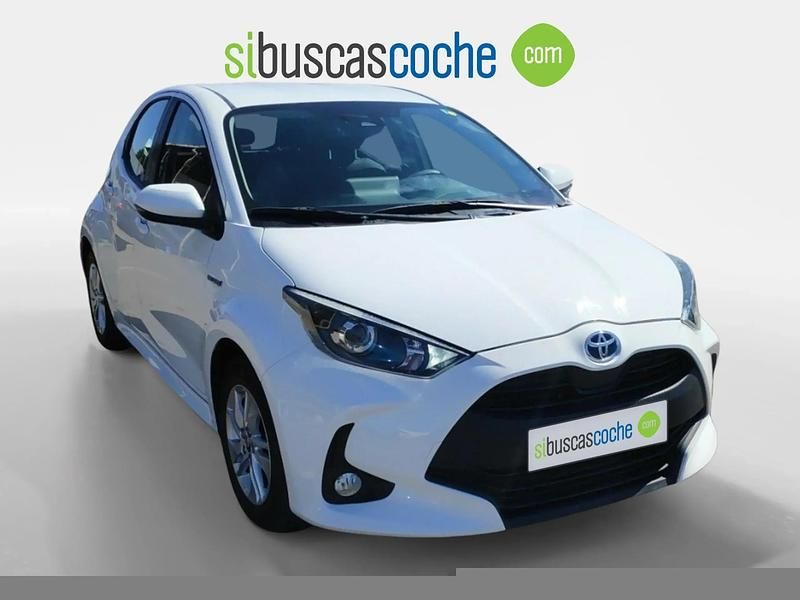 Blanco Usado 2021 Toyota Yaris Hybrid Business Edition | 18.990 € (Precio justo) - Imagen 1/4