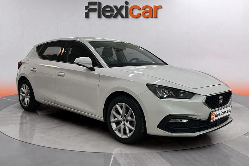 Blanco Usado 2023 Seat Leon Style Familiar | 17.390 € (Super precio) - Imagen 1/4