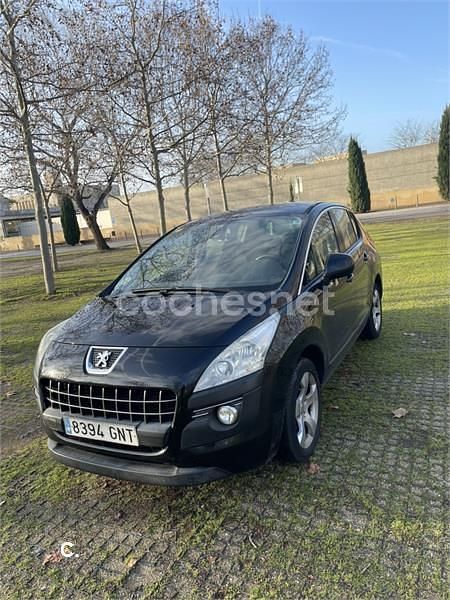 Usado Peugeot 3008 110 CV (80 kW) 2009 Negro Familiar