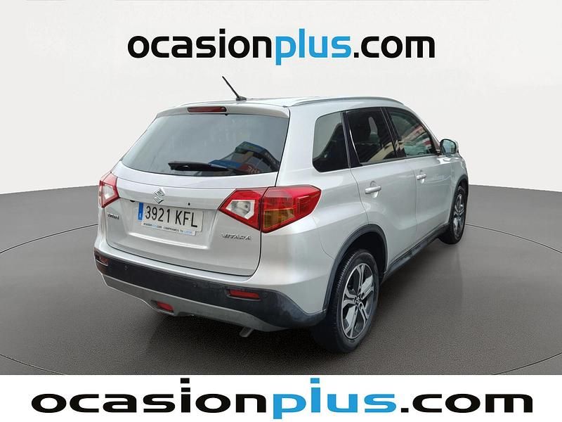 Usado Suzuki Vitara GLX 120 CV (88 kW) 2017 Gris SUV