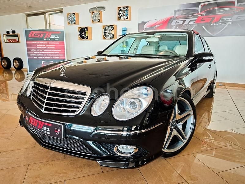 Negro Usado 2003 Mercedes E500 Avantgarde Berlina | 13.500 € - Imagen 1/4