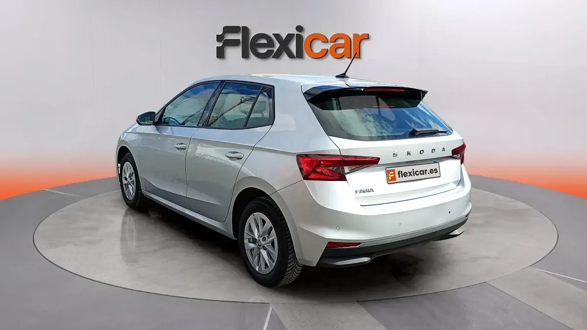 Occasion Skoda Fabia Ambition 80 ch (58 kW) 2023 Gris Citadine