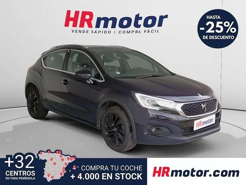 Usado DS Automobiles DS4 Connected Chic 132 CV (97 kW) 2017 Negro Utilitario