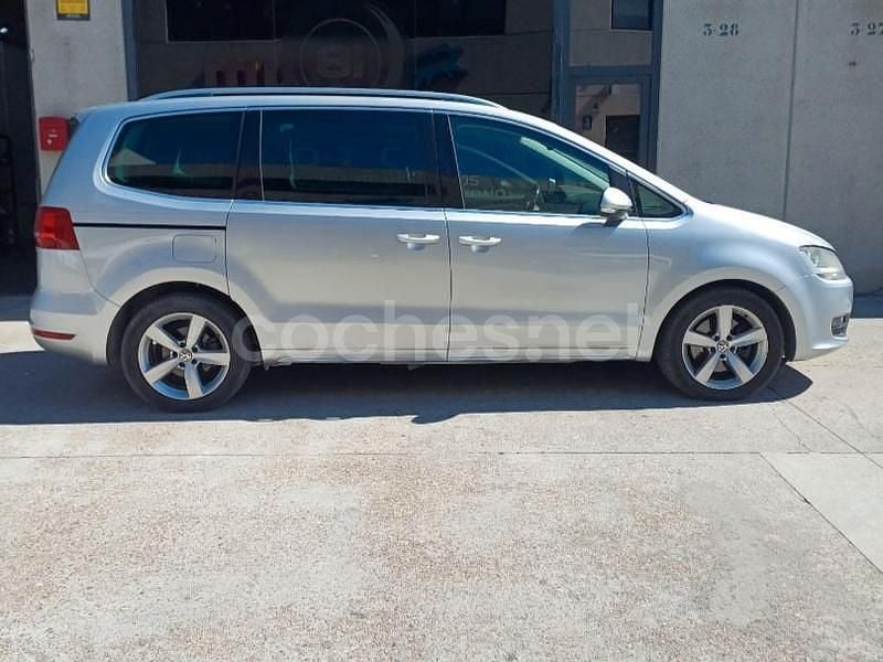 Usado VW Sharan Edition 140 CV (102 kW) 2012 Gris / plata Monovolumen