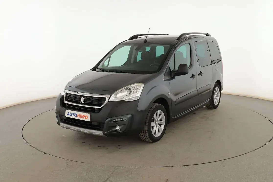 Usado Peugeot TePee 110 CV (80 kW) 2018 Monovolumen