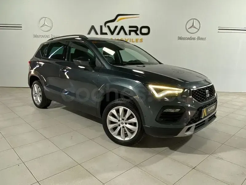 Usado Seat Ateca Style 110 CV (80 kW) 2021 Gris / plata SUV