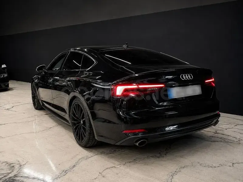 Usado Audi A5 Sportback Sport 252 CV (185 kW) 2017 Negro Utilitario