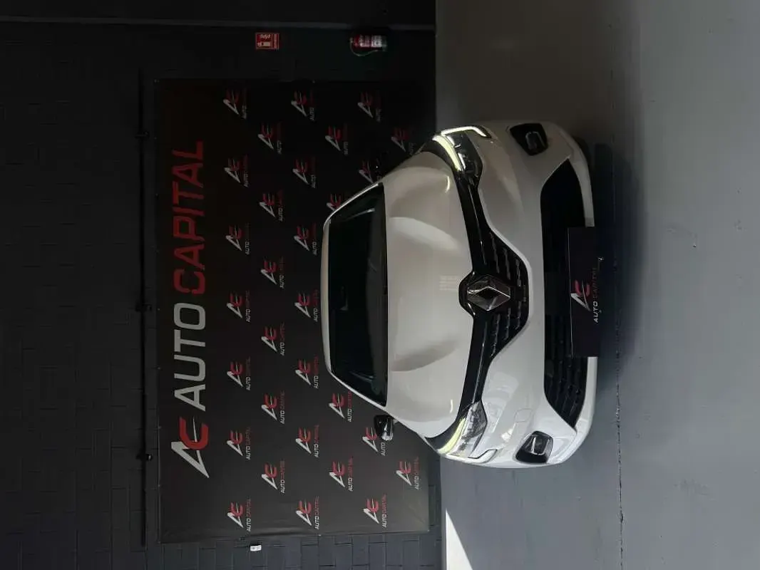 Usado Renault Clio Techno 101 CV (74 kW) 2023 Blanco Utilitario