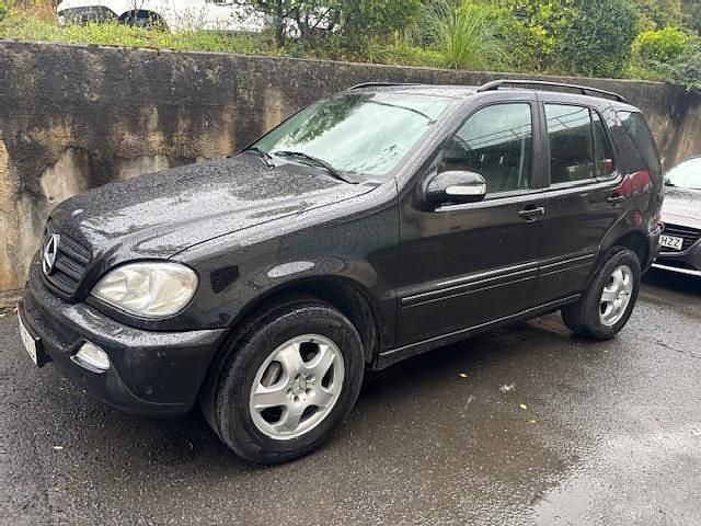 Negro Usado 2005 Mercedes ML270 Edition SUV | 5900 € (Super precio) - Imagen 1/4