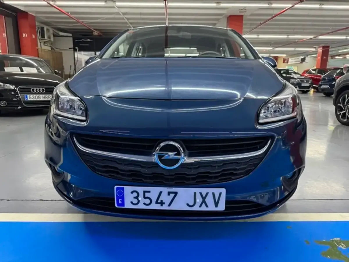 Usado Opel Corsa Selective 90 CV (66 kW) 2017 Azul Utilitario