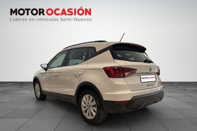 Usado Seat Arona Style 108 CV (79 kW) 2023 SUV