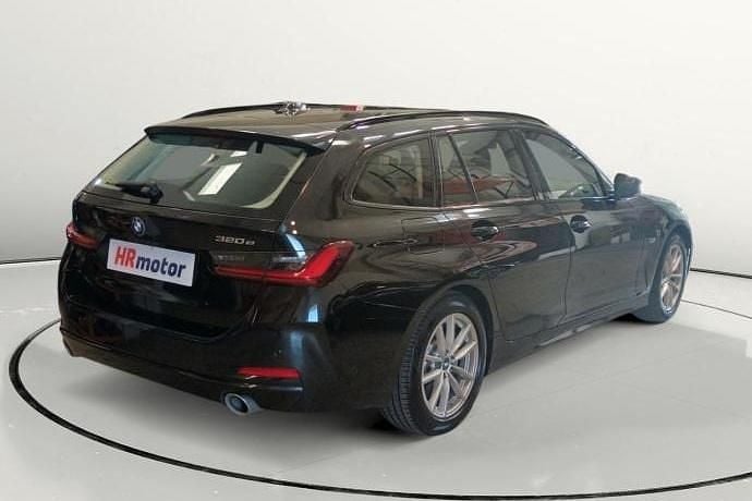 Używany BMW 330e 292 KM (214 kW) 2023 Kombi