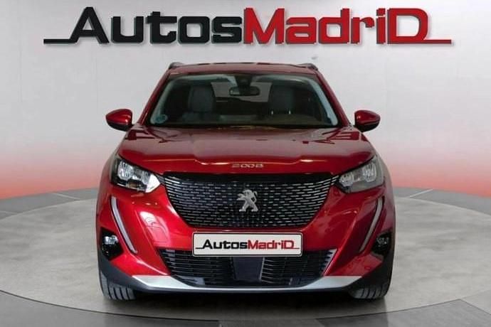 Usado Peugeot 2008 Allure 131 CV (96 kW) 2020 Rojo SUV