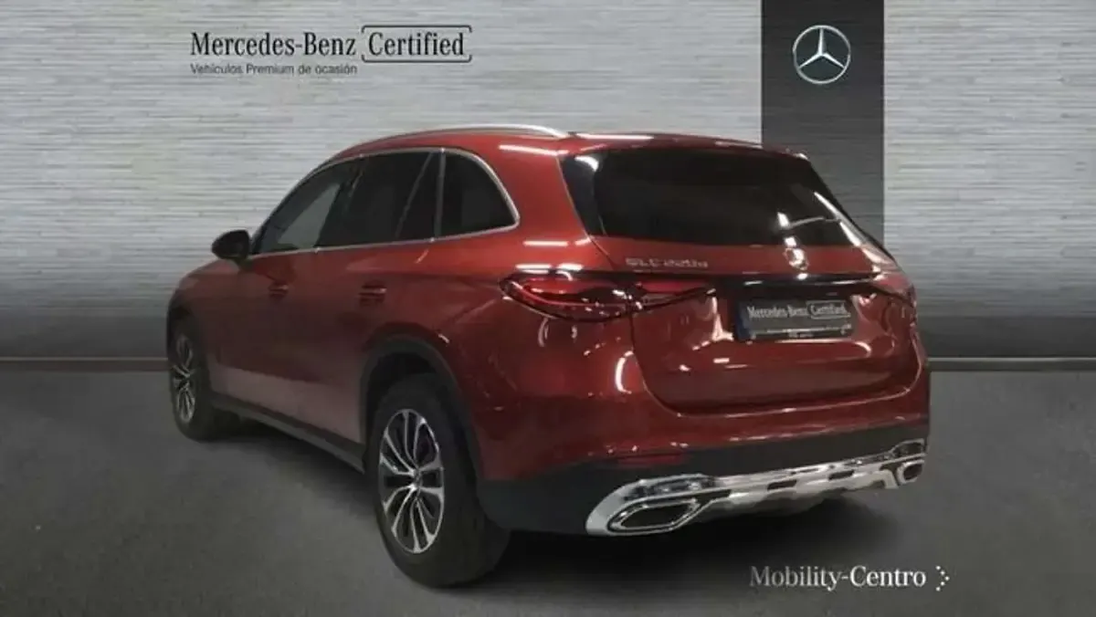 Usado Mercedes GLC220 199 CV (146 kW) 2023 Rojo SUV