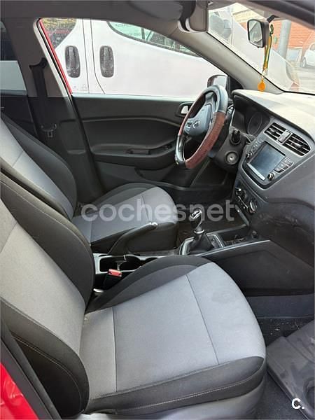 Gris / plata Usado 2007 Peugeot 207 Berlina | 1500 € (Super precio) - Imagen 1/1