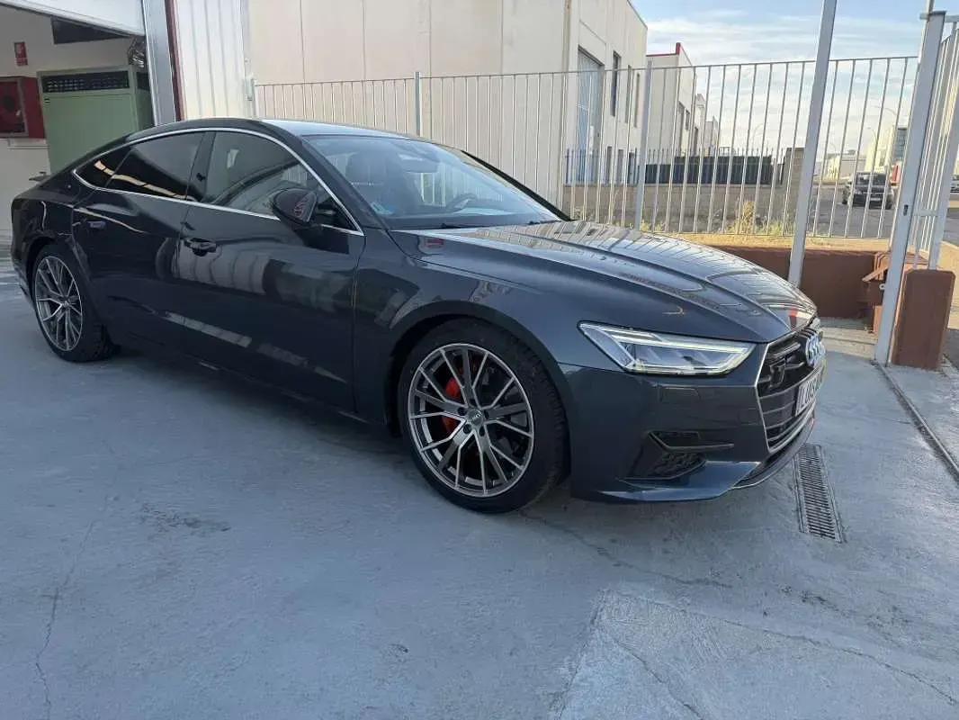 Usado Audi A7 Sportback S-Line 286 CV (210 kW) 2018 Gris Utilitario