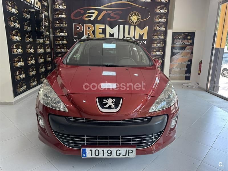 Usado Peugeot 308 Sport 110 CV (80 kW) 2008 Granate Familiar