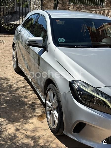 Usado Mercedes A200 136 CV (100 kW) 2017 Gris / plata Berlina