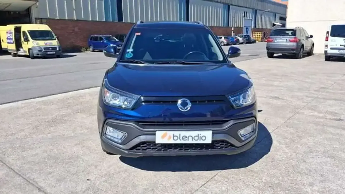 Usado SsangYong XLV Limited 116 CV (85 kW) 2017 Azul SUV