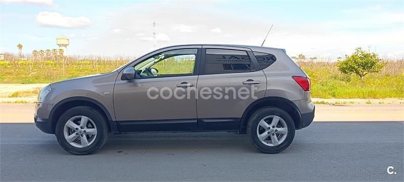 Usado Nissan Qashqai Tekna 106 CV (77 kW) 2007 Beige SUV