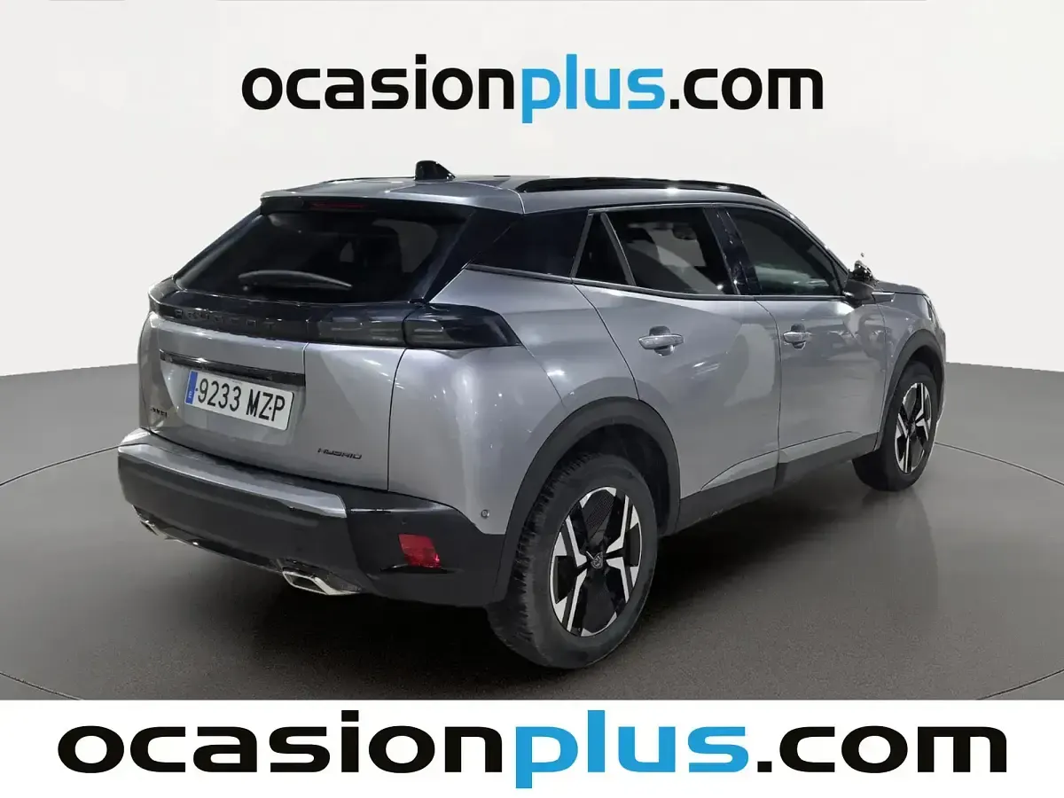 Usado Peugeot 2008 Allure 145 CV (106 kW) 2025 Gris SUV