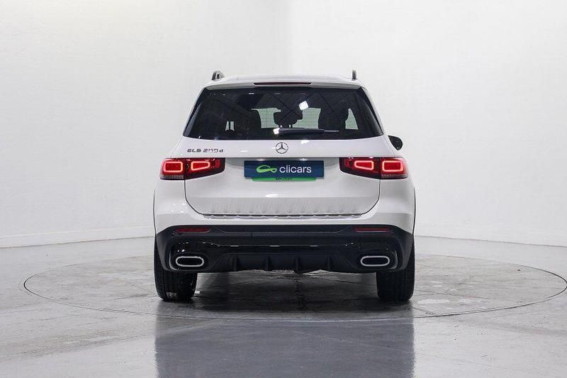 Usado Mercedes GLB200 150 CV (110 kW) 2021 Blanco SUV