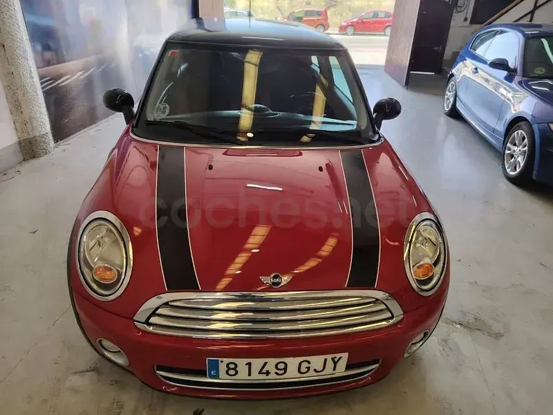 Usado Mini Cooper D Clubman 110 CV (80 kW) 2008 Rojo Familiar