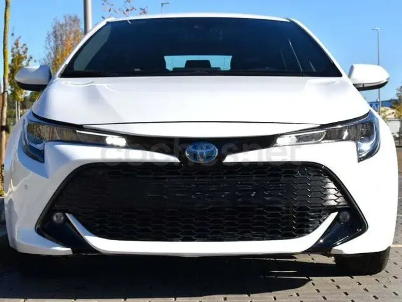 Usado Toyota Corolla Style 184 CV (135 kW) 2021 Blanco Berlina