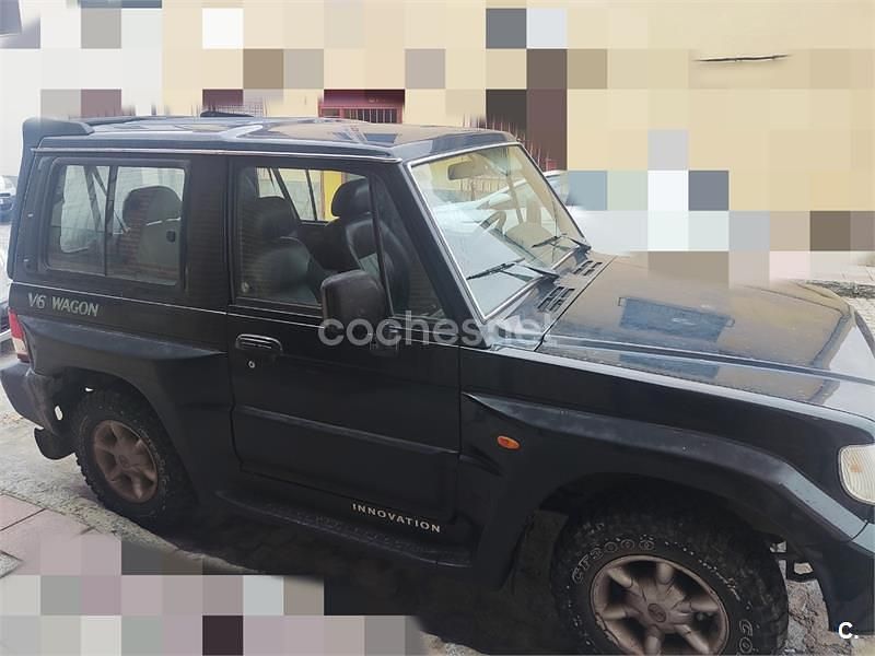 Usado Galloper Exceed 161 CV (118 kW) 1999 Negro SUV