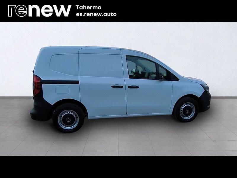 Usado Renault Kangoo 88 kW (120 CV) 2023 Blanco Monovolumen
