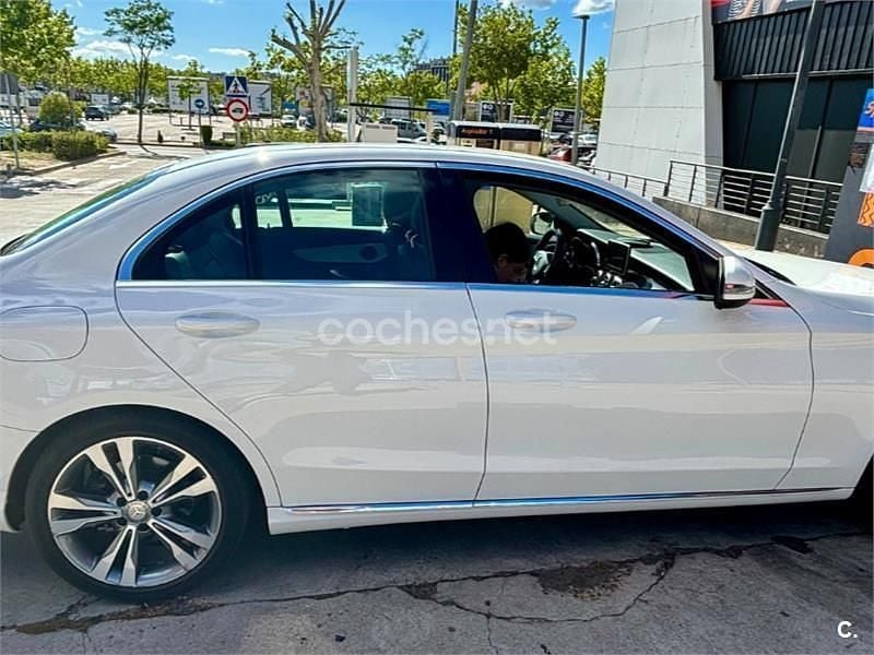 Usado Mercedes C220 Avantgarde 170 CV (125 kW) 2015 Blanco Berlina