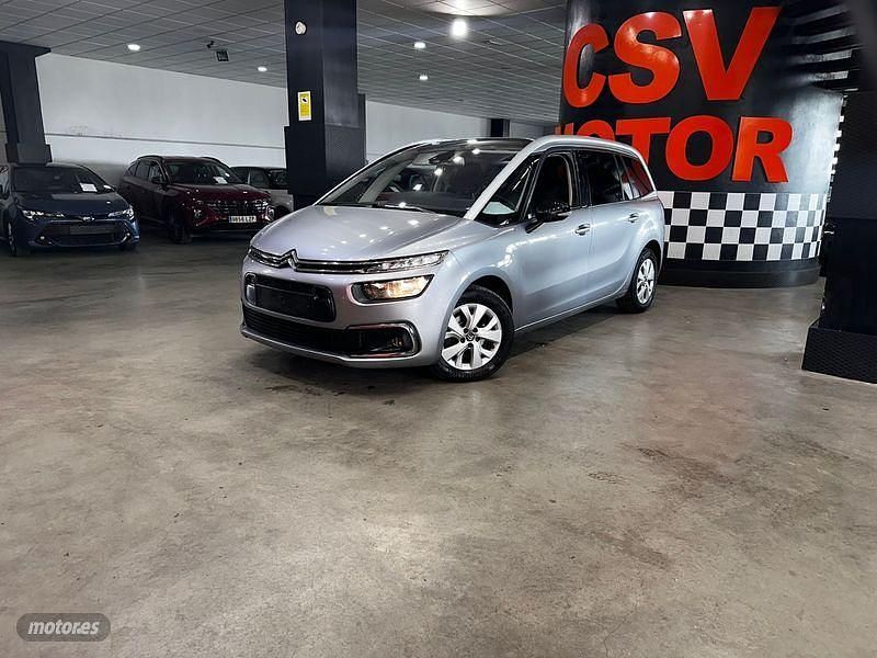 Usado Citroën C4 SpaceTourer Shine 131 CV (96 kW) 2022 Plateado Monovolumen