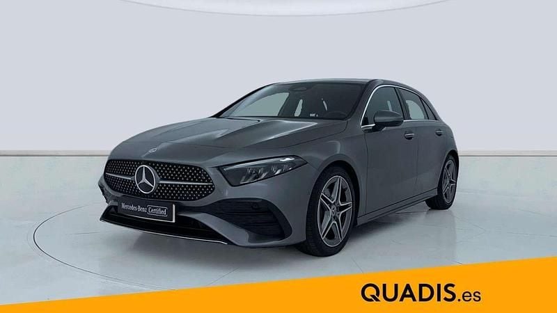 Gris Usado 2024 Mercedes A180 Advanced Utilitario | 31.800 € (Precio justo) - Imagen 1/4
