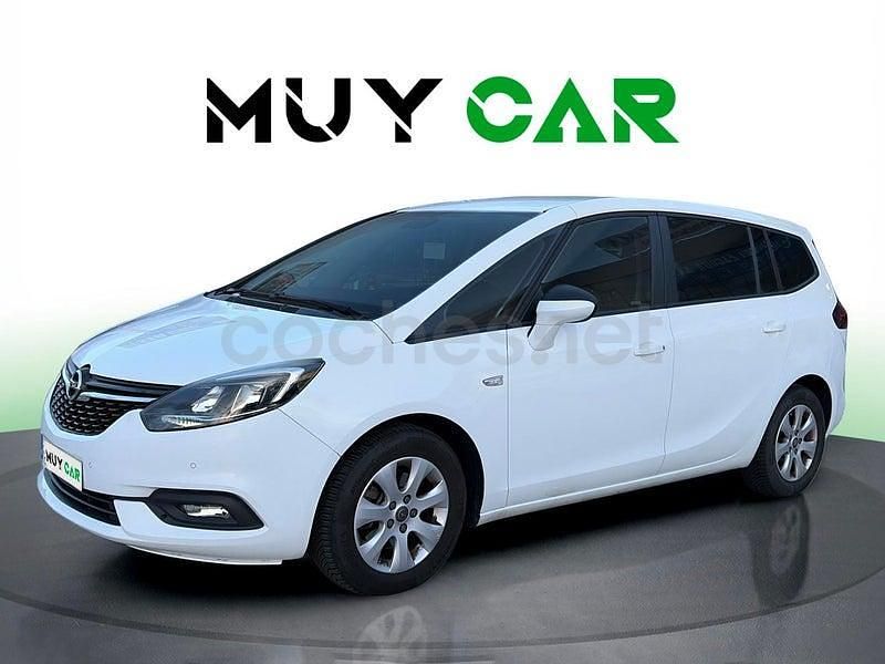 Usado Opel Zafira Family 140 CV (102 kW) 2018 Blanco Monovolumen