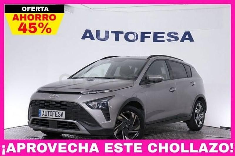 Usado Hyundai Bayon 100 CV (73 kW) 2021 Gris / plata SUV