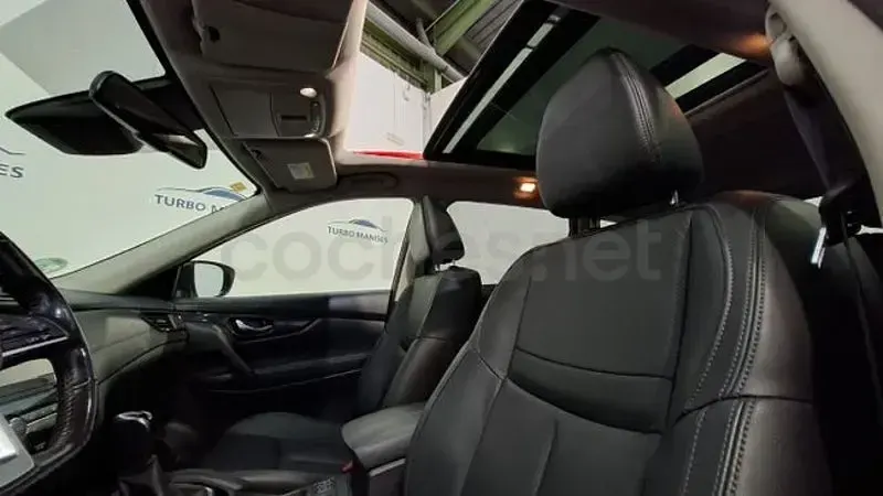 Usado Nissan X-Trail Tekna 130 CV (95 kW) 2018 Rojo SUV
