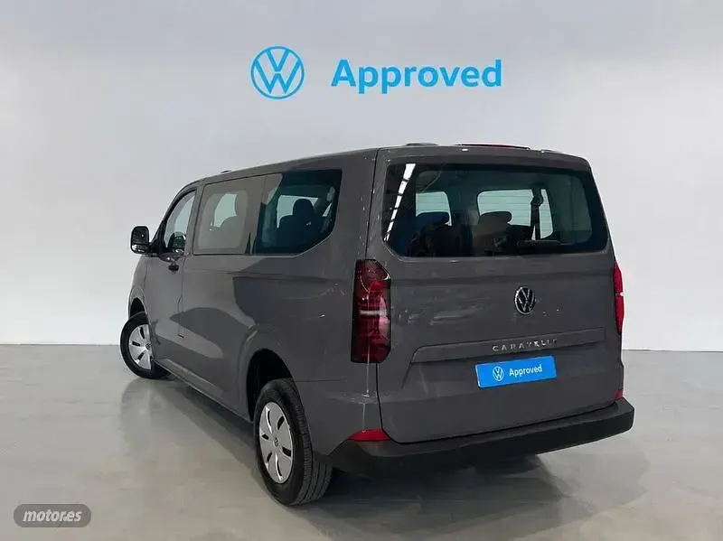Usado VW Caravelle 110 CV (80 kW) 2025 Gris Van