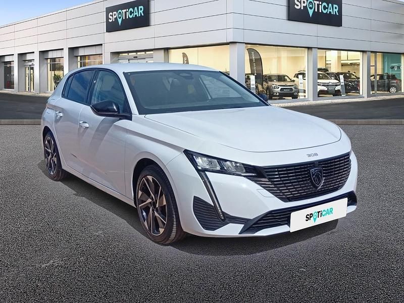 Usado Peugeot 308 Allure 131 CV (96 kW) 2024 Blanco Berlina