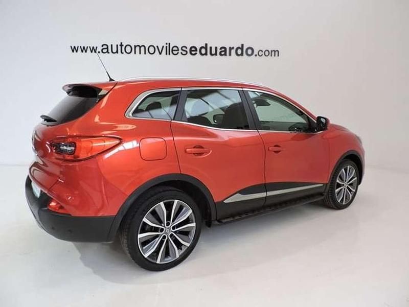 Usado Renault Kadjar Intens 132 CV (97 kW) 2017 Rojo SUV