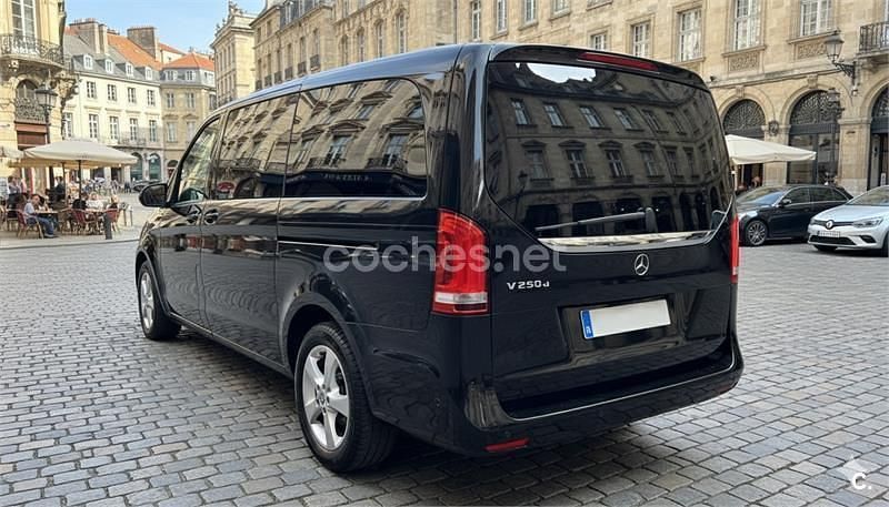 Usado Mercedes E250 Marco Polo 190 CV (139 kW) 2018 Negro Monovolumen
