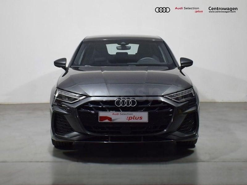 Usado Audi A3 Advanced 204 CV (150 kW) 2025 Gris / plata Berlina