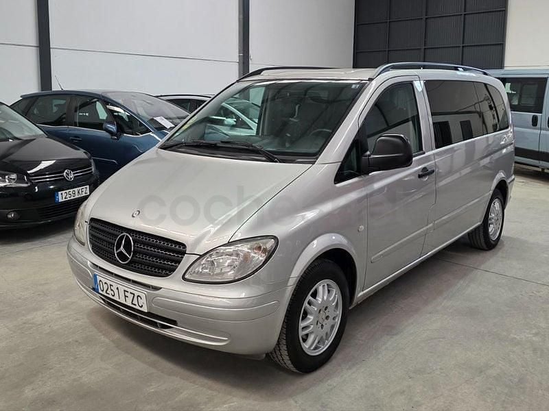 Usado Mercedes Viano 150 CV (110 kW) 2007 Gris / plata Monovolumen