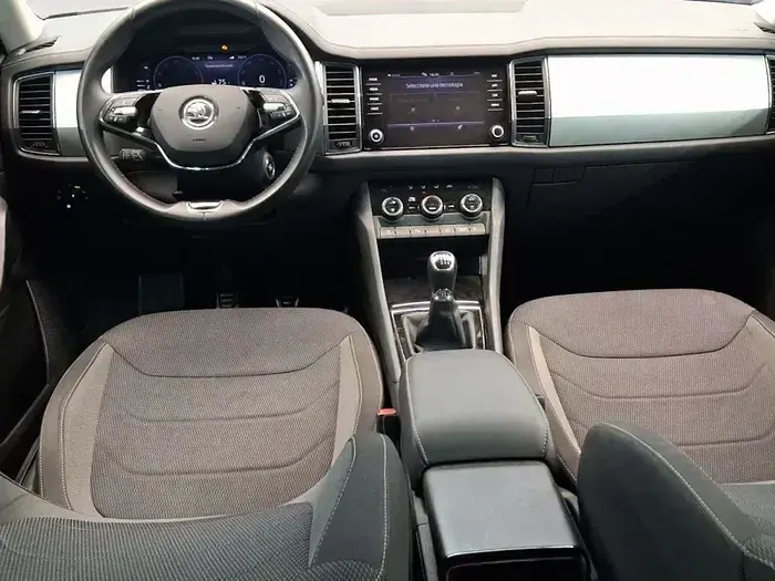 Usado Skoda Kodiaq Ambition 150 CV (110 kW) 2022 Azul SUV