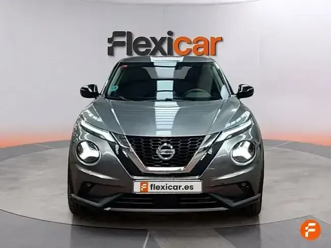 Usado Nissan Juke Acenta 114 CV (83 kW) 2021 Gris SUV