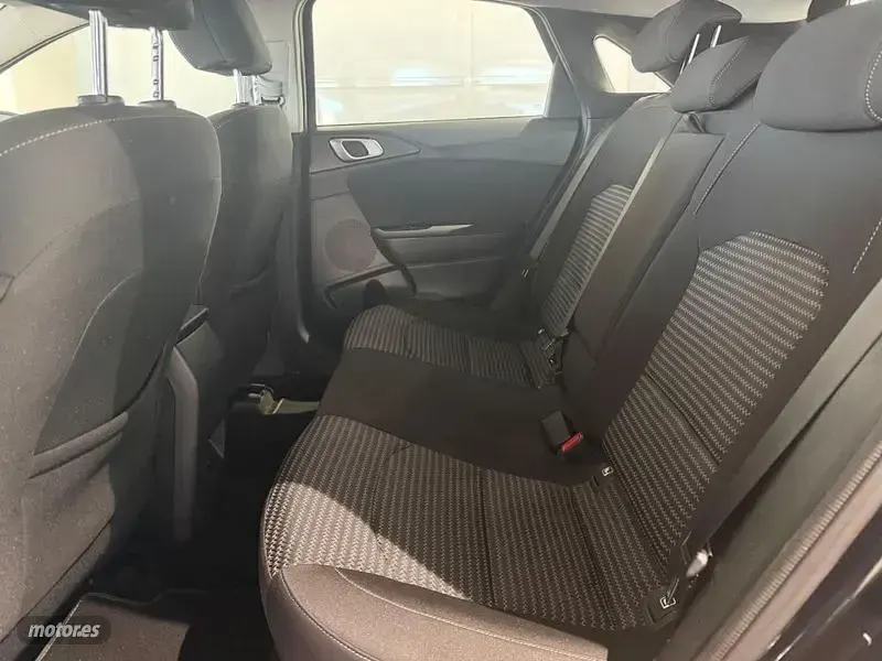 Usado Kia Ceed 100 CV (73 kW) 2024 Utilitario